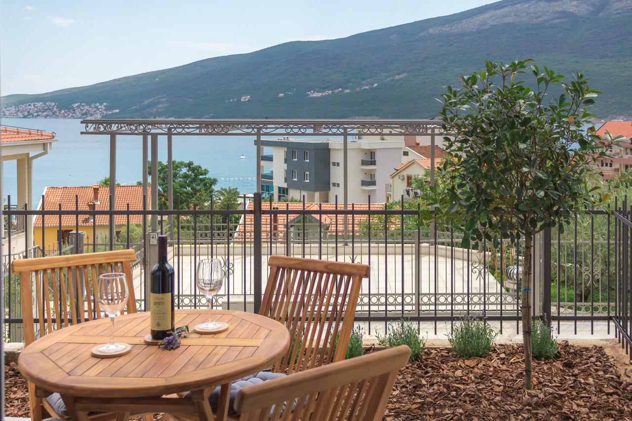 Apartment Soleada Vida Herceg Novi Exteriör bild